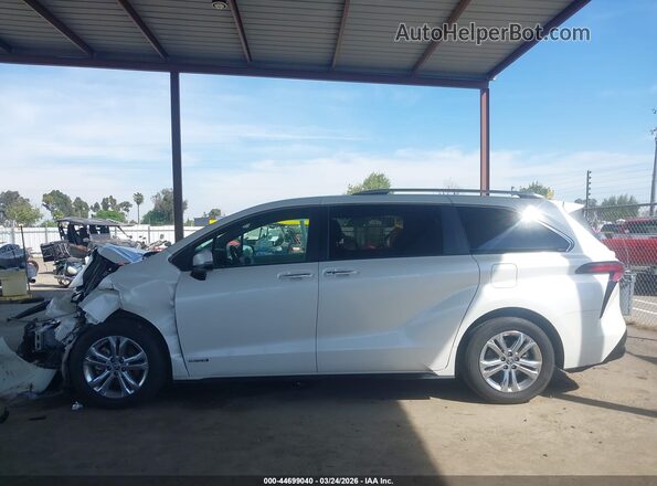 5TDESKFC5MS002892 2021 TOYOTA SIENNA White Սալոնի 360 աստիճան տեսք