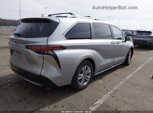 5TDESKFC6RS133949 2024 TOYOTA SIENNA Silver უკანა მარჯვენა