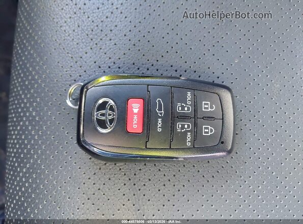 5TDESKFC8TS234305 2026 TOYOTA SIENNA Gray Առջևի վահանակի տեսք