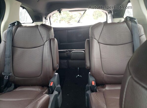 5TDESKFC9PS090866 2023 TOYOTA LIMITED Серебряный Вид задних сидений