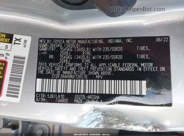 5TDFZRAH9NS126516 2022 TOYOTA HIGHLANDER Silver Widok komory silnika