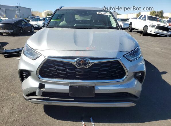 5TDFZRBH9MS094793 2021 TOYOTA HIGHLANDER Silver Вид спереду