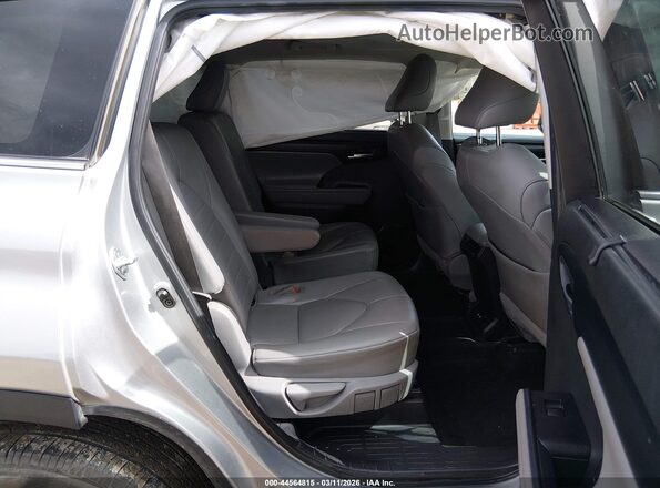 5TDGZRBH2MS551769 2021 TOYOTA LE Silver VIN կոդի պիտակի տեսք