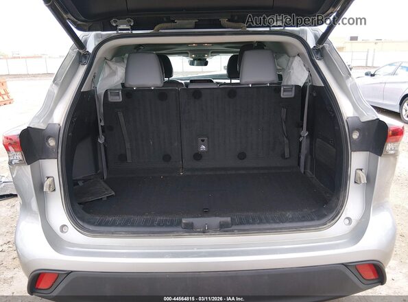 5TDGZRBH2MS551769 2021 TOYOTA LE Silver 