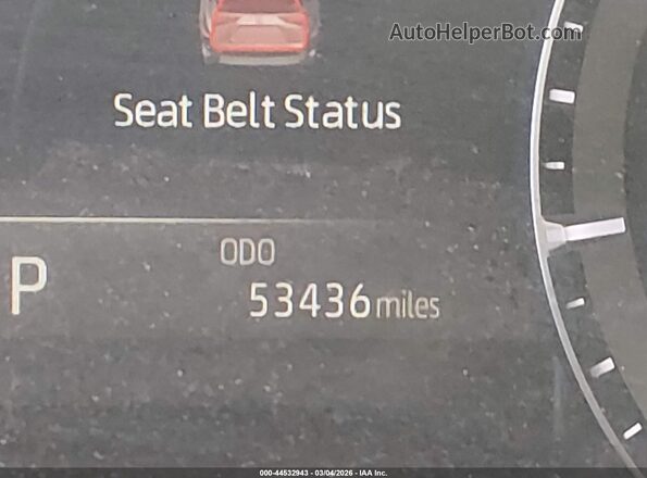 5TDGZRBHXLS522745 2020 TOYOTA LE Silver 