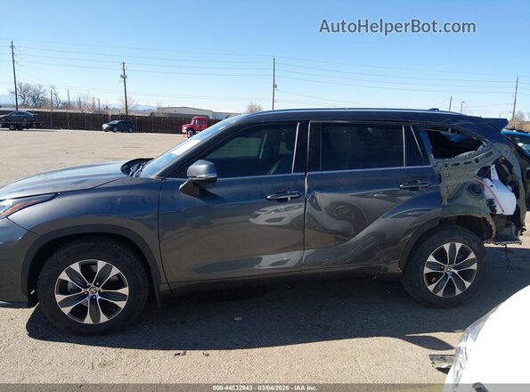 5TDGZRBHXLS522745 2020 TOYOTA LE Silver 