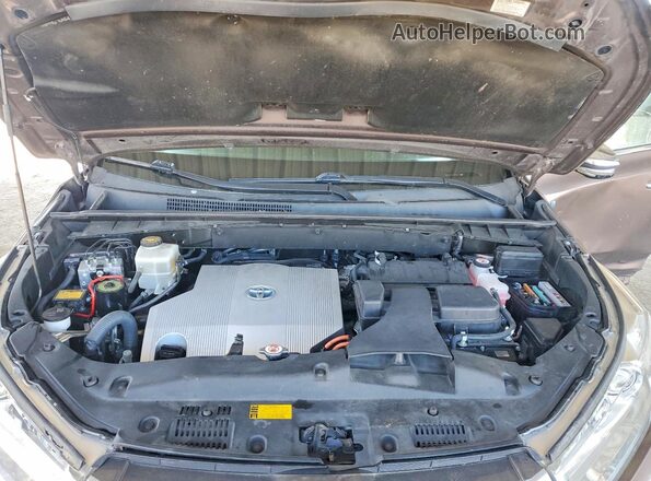 5TDJGRFH5JS045273 2018 TOYOTA LE Желто-коричневый 