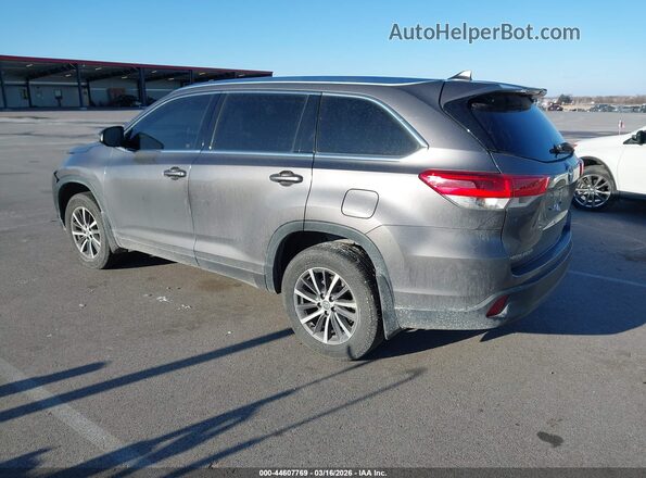 5TDJZRFH0HS458108 2017 TOYOTA LE Gray Հետևի ձախ