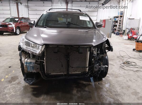 5TDJZRFH2KS563935 2019 TOYOTA LE Серый 