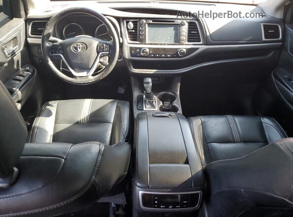 5TDJZRFH6JS541838 2018 TOYOTA HIGHLANDER Красный Вид панели приборов