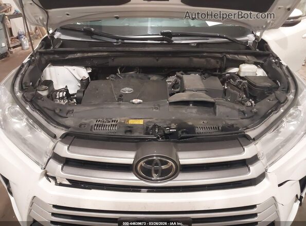5TDJZRFH9KS574401 2019 TOYOTA LE White Widok z tyłu