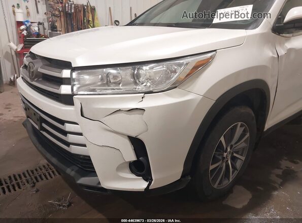 5TDJZRFH9KS574401 2019 TOYOTA LE White Widok z przodu