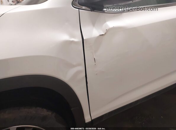 5TDJZRFH9KS574401 2019 TOYOTA LE White 