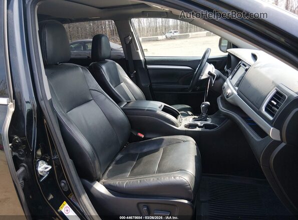 5TDJZRFHXJS561087 2018 TOYOTA LE Black წინა სალონის ხედი