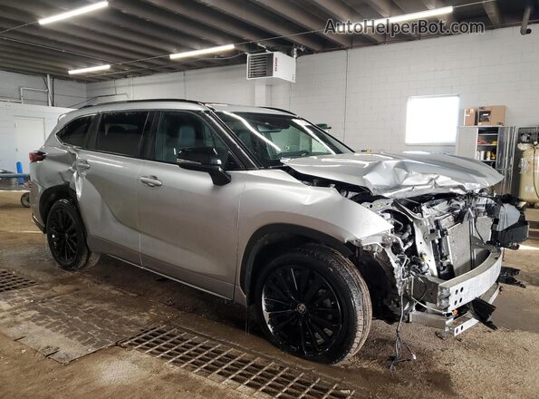 5TDKDRBH1SS581612 2025 TOYOTA HIGHLANDER Silver 