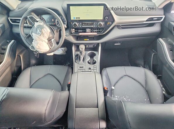 5TDKDRBH2SS583806 2025 TOYOTA HIGHLANDER Green წინა პანელის ხედი
