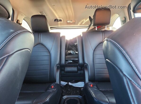 5TDKDRBH4PS023924 2023 TOYOTA HIGHLANDER Белый Вид задних сидений