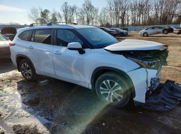 5TDKDRBH4PS023924 2023 TOYOTA HIGHLANDER Белый Передняя правая четверть