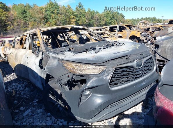 5TDKDRBH4PS037371 2023 TOYOTA LE Black Rear interior view