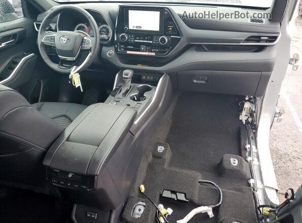 5TDKDRBH5SS589454 2025 TOYOTA HIGHLANDER Gray Առջևի վահանակի տեսք