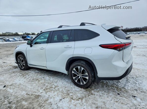 5TDKDRBH9PS520225 2023 TOYOTA HIGHLANDER White 