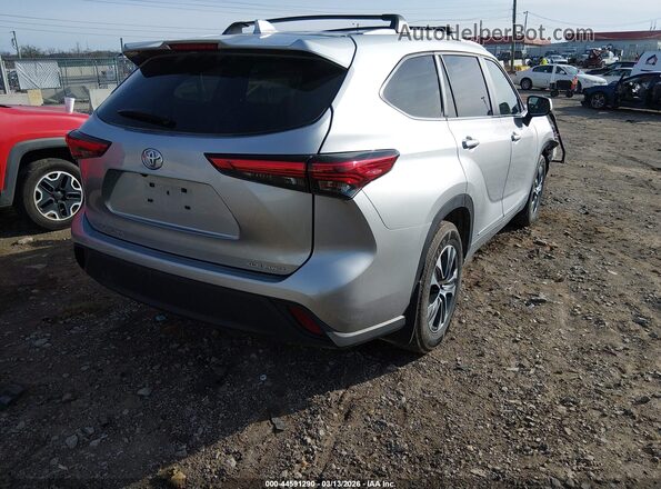 5TDKDRBHXPS047225 2023 TOYOTA LE Silver უკანა მარჯვენა