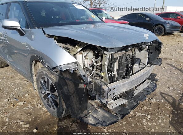 5TDKDRBHXPS047225 2023 TOYOTA LE Silver 