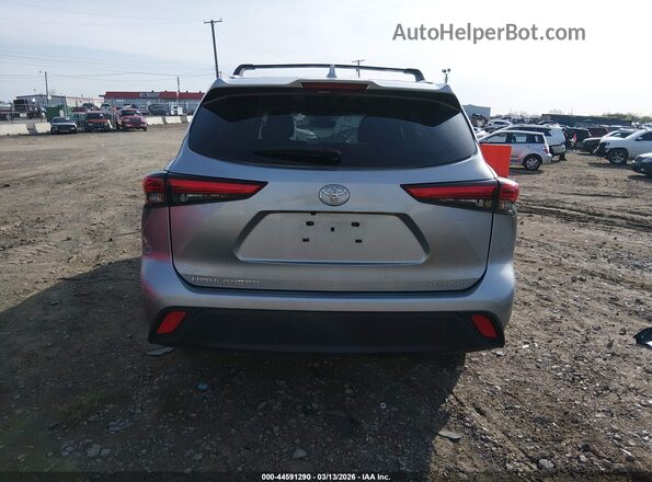 5TDKDRBHXPS047225 2023 TOYOTA LE Silver 