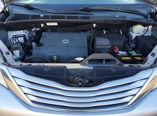 5TDKK3DC7GS691012 2016 TOYOTA SIENNA Silver Вид підкапотного простору