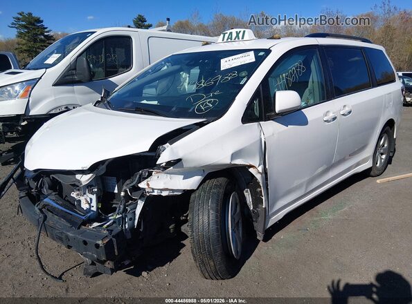 5TDKZ3DC3JS936004 2018 TOYOTA LE White Przód lewy