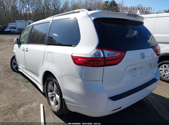 5TDKZ3DC3JS936004 2018 TOYOTA LE White Tył lewy