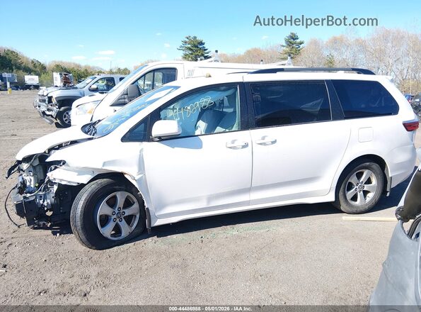 5TDKZ3DC3JS936004 2018 TOYOTA LE White Widok wnętrza 360 stopni