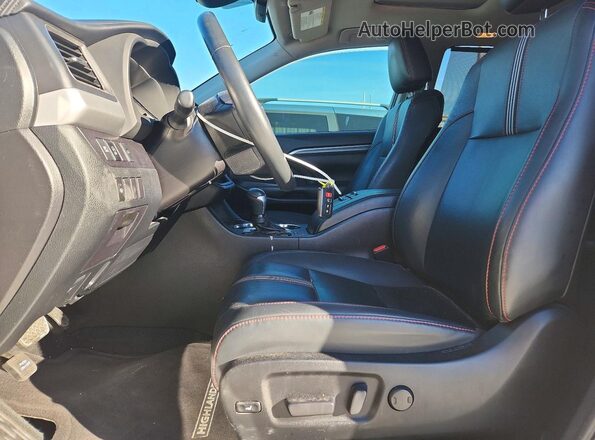 5TDKZRFH7KS353514 2019 TOYOTA HIGHLANDER White Widok wnętrza z przodu