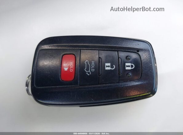 5TDLZRAH2MS066046 2021 TOYOTA HIGHLANDER Серебряный Вид панели приборов