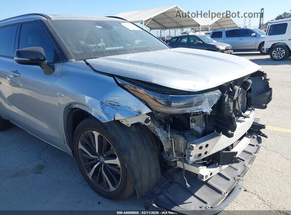 5TDLZRAH2MS066046 2021 TOYOTA HIGHLANDER Серебряный 