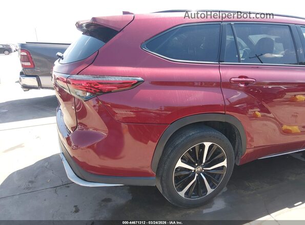 5TDLZRBH3MS057676 2021 TOYOTA HIGHLANDER Burgundy 