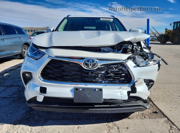 5TDXBRCH3TS705181 2026 TOYOTA LIMITED White Вид спереду