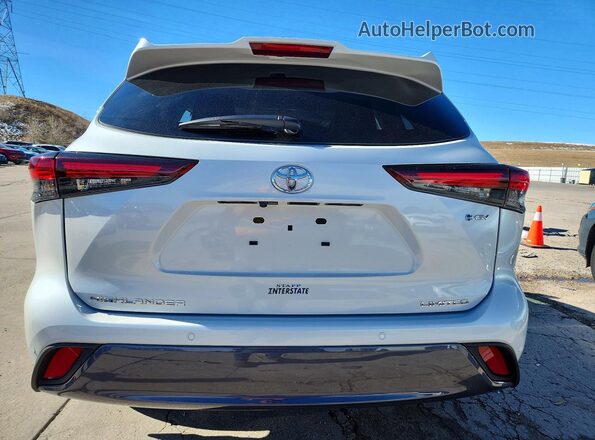 5TDXBRCH3TS705181 2026 TOYOTA LIMITED White Вид ззаду