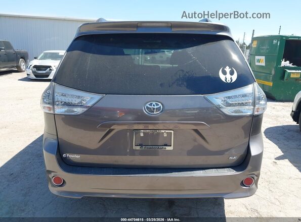5TDXK3DC8GS700869 2016 TOYOTA SIENNA Gray 