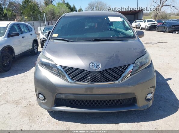 5TDXK3DC8GS700869 2016 TOYOTA SIENNA Gray Սարքավորումների վահանակի տեսք