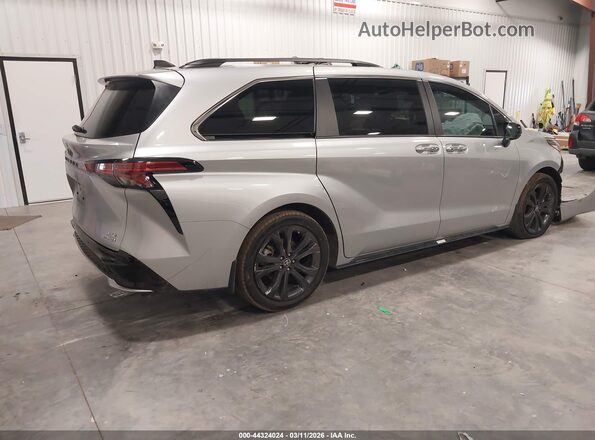 5TDXRKECXPS164933 2023 TOYOTA SIENNA Silver უკანა მარჯვენა