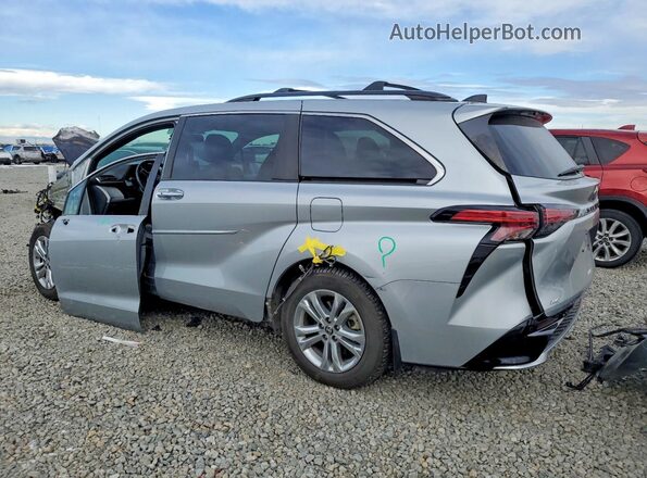 5TDXSKFC8MS038665 2021 TOYOTA SIENNA Silver 