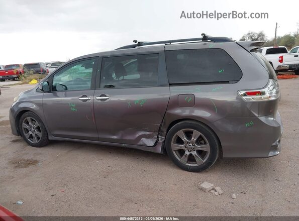 5TDXZ3DC1JS911057 2018 TOYOTA SIENNA Gray 360 interior view