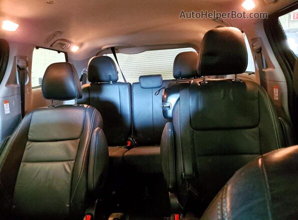 5TDXZ3DC7HS898308 2017 TOYOTA SIENNA Black Widok tylnych siedzeń