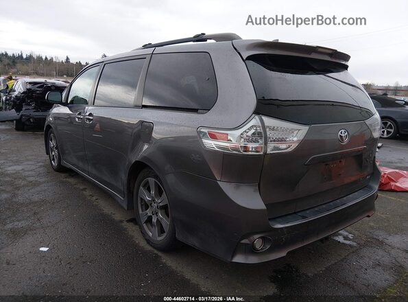 5TDXZ3DC8JS933881 2018 TOYOTA SIENNA Серый 