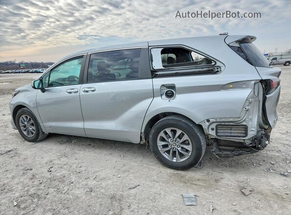 5TDYRKEC2MS031597 2021 TOYOTA SIENNA Silver Rear left