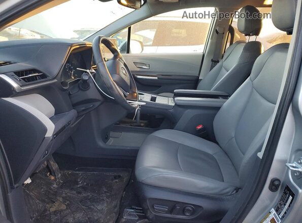5TDYRKEC2NS085645 2022 TOYOTA SIENNA Silver Widok wnętrza z przodu