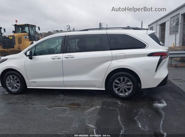 5TDYRKEC4MS046800 2021 TOYOTA LE White Սալոնի 360 աստիճան տեսք