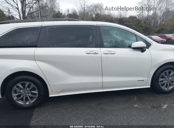 5TDYRKEC4MS046800 2021 TOYOTA LE White Սալոնի հետևի տեսք