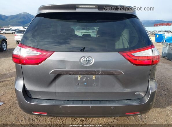 5TDYZ3DC3HS893076 2017 TOYOTA LE Gray 